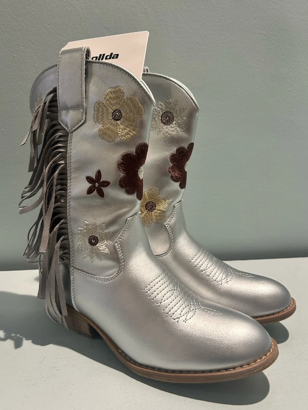 Rollda Silver Floral Embroidered Fringe Western Cowboy Boot Girl’s Size 4